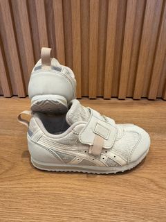 （分類：）位於 。 由 jl704 提交（商品編號 1319404914，圖片 1）。簡介： 。