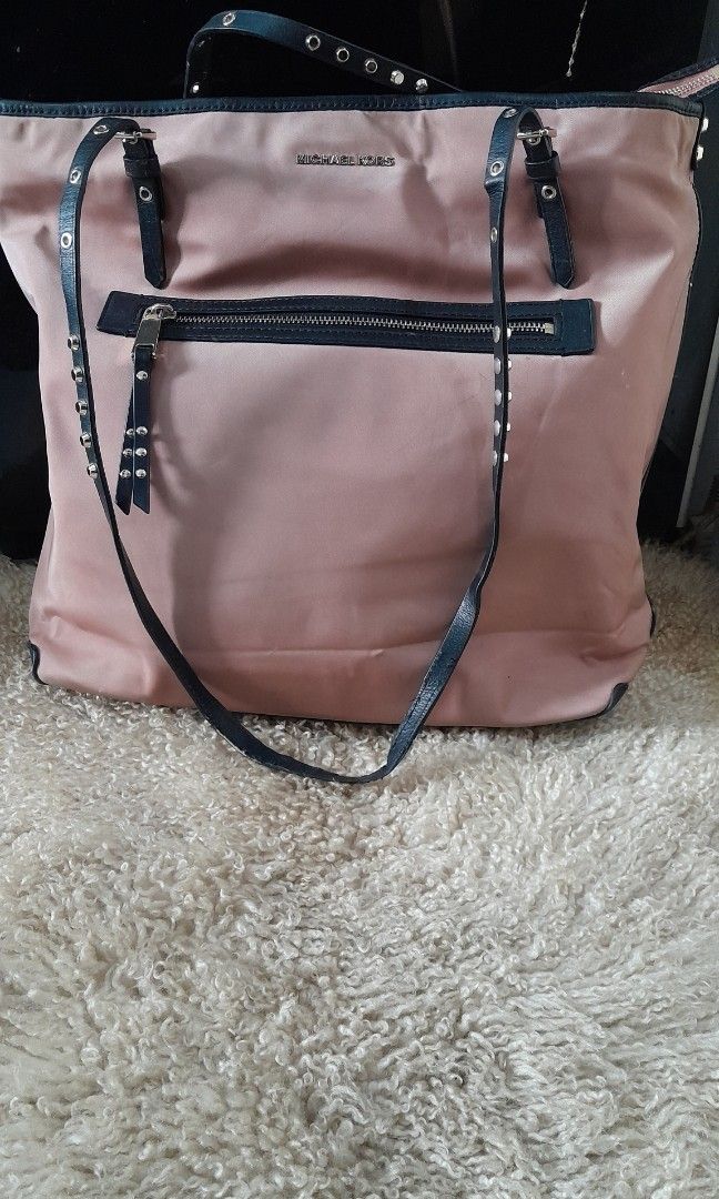 New Michael Kors Leila Large Rose nylon tote bag with