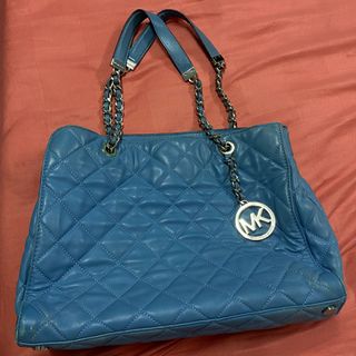 (Category: ) located in . Submitted by missqueenscha (Listing ID 1319443347, Image 1). Description: .