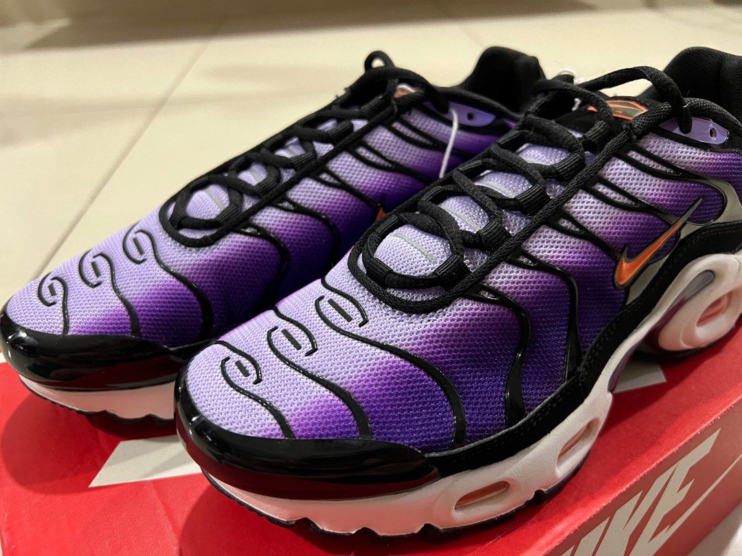 nike air vapormax plus voltage purple