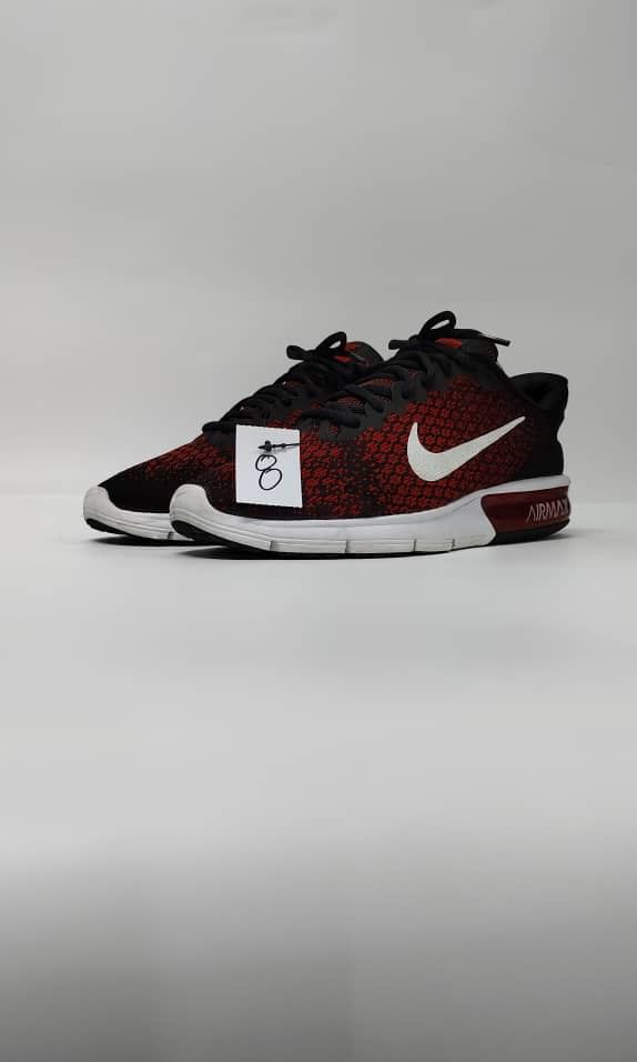 Nike favoite sequent red
