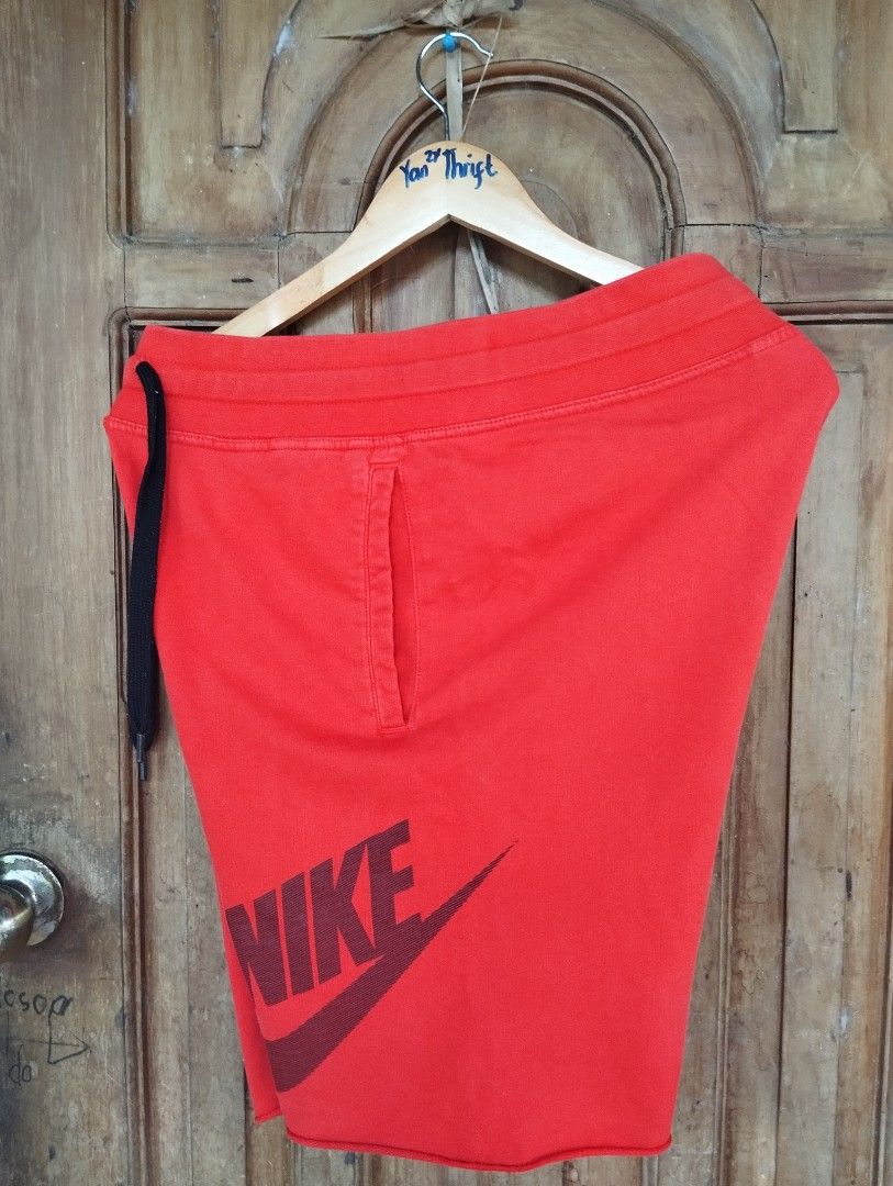 Alumni nike clearance