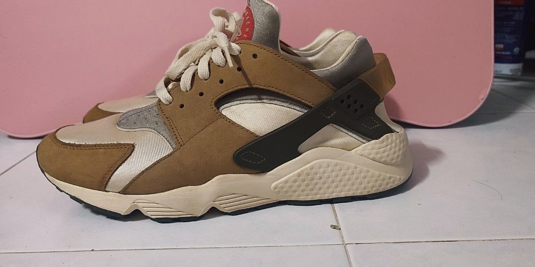 Nike Huarache X Stussy size 9.5 uk thentic em PRELOVED from Singapore.0137381015 Men s Fashion Footwear Sneakers on Carousell