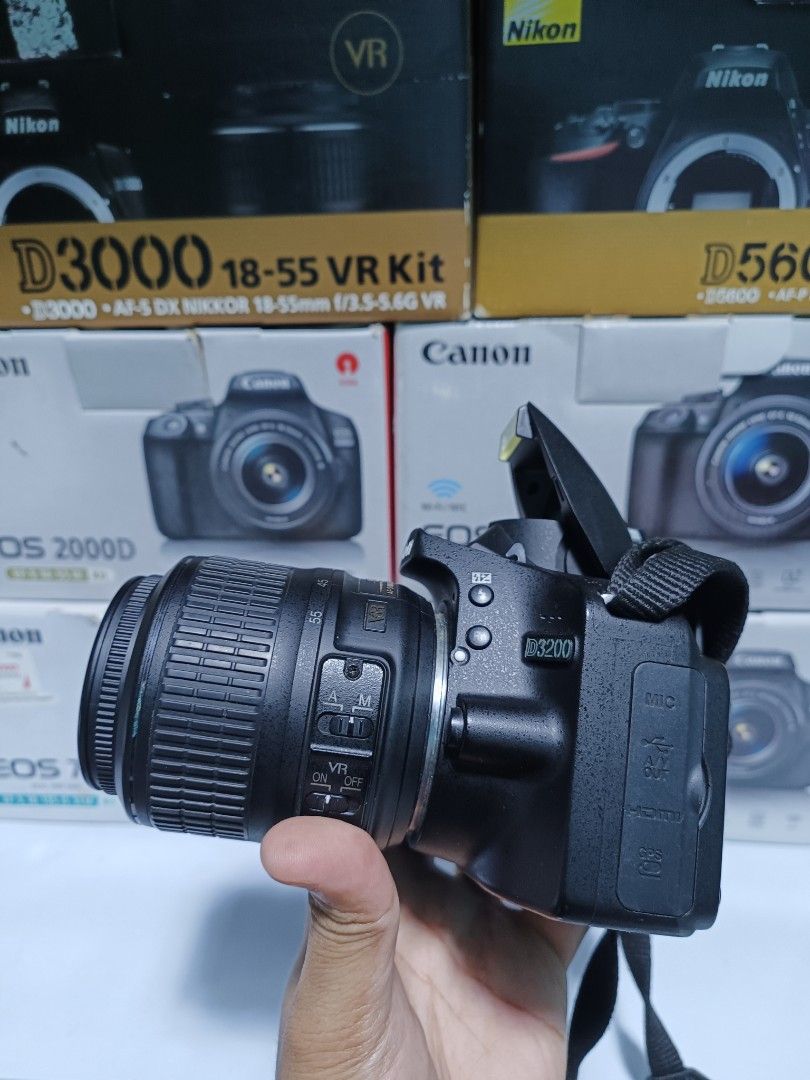 Nikon d3200 item (Category: Cameras) located in Caloocan City. Submitted by mr.carlo_dslr_laptop (Listing ID 1319355510, Image 3). Description: Item - Nikon D3200 With Accesories -Kitlens 18-55mm -Charger and Battery -Lens cap -Camera Strap -Camera bag -Free Memory Card 14,000 mga Momshiee 14k money Cash No issue = Ready to Use = ✅🤙 Test All you want ✅🤙.