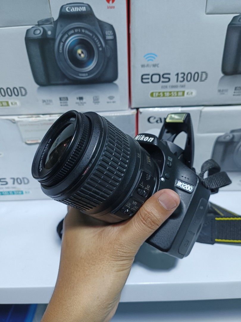 Nikon d3200 item (Category: Cameras) located in Caloocan City. Submitted by mr.carlo_dslr_laptop (Listing ID 1319355510, Image 1). Description: Item - Nikon D3200 With Accesories -Kitlens 18-55mm -Charger and Battery -Lens cap -Camera Strap -Camera bag -Free Memory Card 14,000 mga Momshiee 14k money Cash No issue = Ready to Use = ✅🤙 Test All you want ✅🤙.