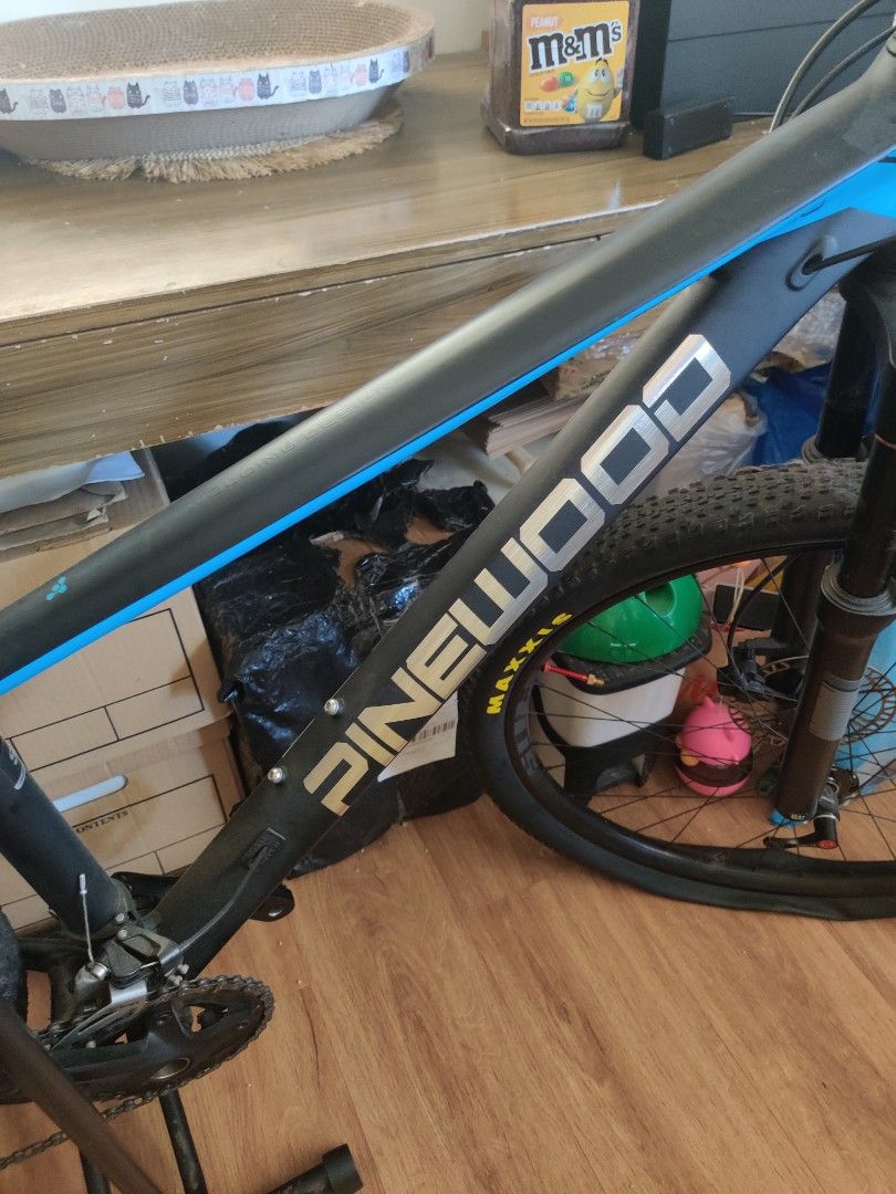 Pinewood Frontier 1.0 (Category: Bicycles) located in Quezon City. Submitted by declutterdaily (Listing ID 1319404514, Image 2). Description: .