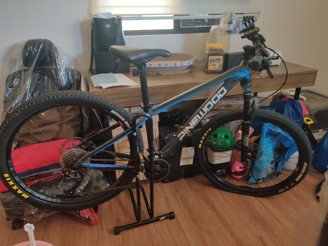 Pinewood Frontier 1.0 (Category: Bicycles) located in Quezon City. Submitted by declutterdaily (Listing ID 1319404514, Image 1). Description: .