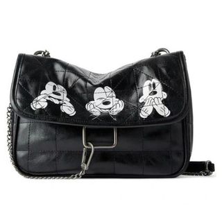 (Kategori: ) berada di . Dikirim oleh okwenashop (ID iklan 1319329400, Gambar 1). Deskripsi: .