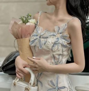 (Category: ) located in . Submitted by mysecondcloset (Listing ID 1319405138, Image 1). Description: .