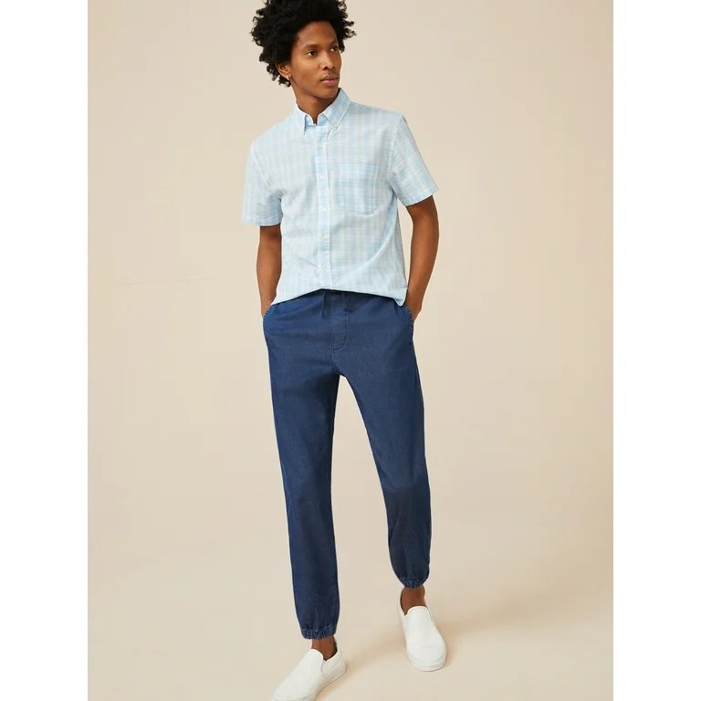 Uniqlo ezy jogger pants Men s Fashion Bottoms Joggers on Carousell