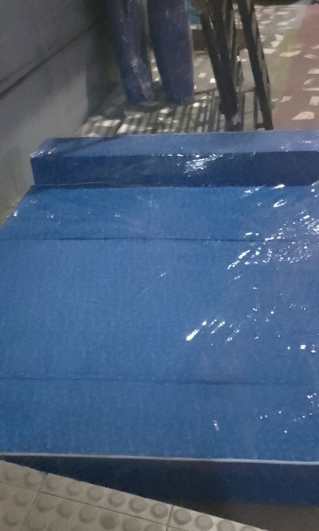 URATEX SOFABED ALL SIZE AVAILABLE 09219101167 (Category: Bed Frames & Mattresses) located in Caloocan City. Submitted by carrisadia49406 (Listing ID 1319371591, Image 2). Description: SOFABED 6 INCHES THICK 🔸️ ALL SIZES AVAILABLE 🔸️ ✔️ 30x75 | Single ✔️ 36x75 | Semi Double ✔️ 48x75 | Double ✔️ 54x75 | Family ✔️ 60x75 | Queen 📌 COD/ GCASH/ 📌 SAME DAY DELIVERY 📌 DIRECT FROM BODEGA 👍 📌 LOWEST PRICE GUARANTEED 👍 🔔OPEN FOR BULK ORDER 💙 Pleas
