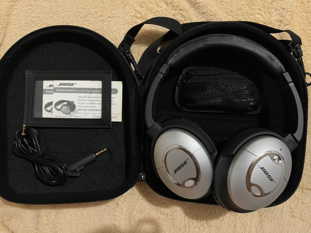 💯 Authentic Used Bose QuietComfort 2 (Category: Headphones & Headsets) located in Surigao. Submitted by marizgord72676 (Listing ID 1319432338, Image 1). Description: Complete. Used only once.