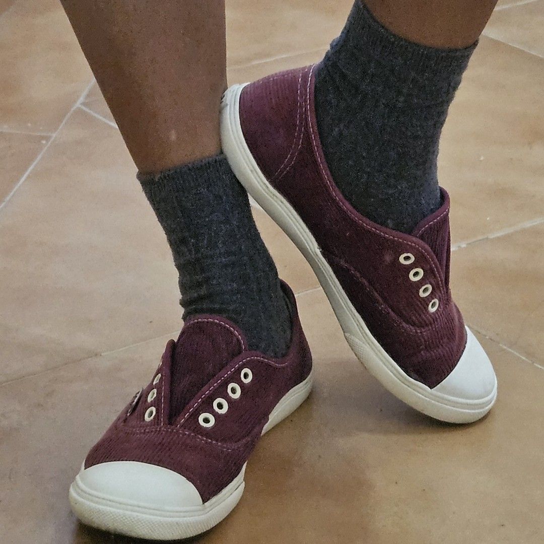 Vintage Vans Maroon Corduroy Slip On US6 Women s Fashion Footwear Sneakers on Carousell