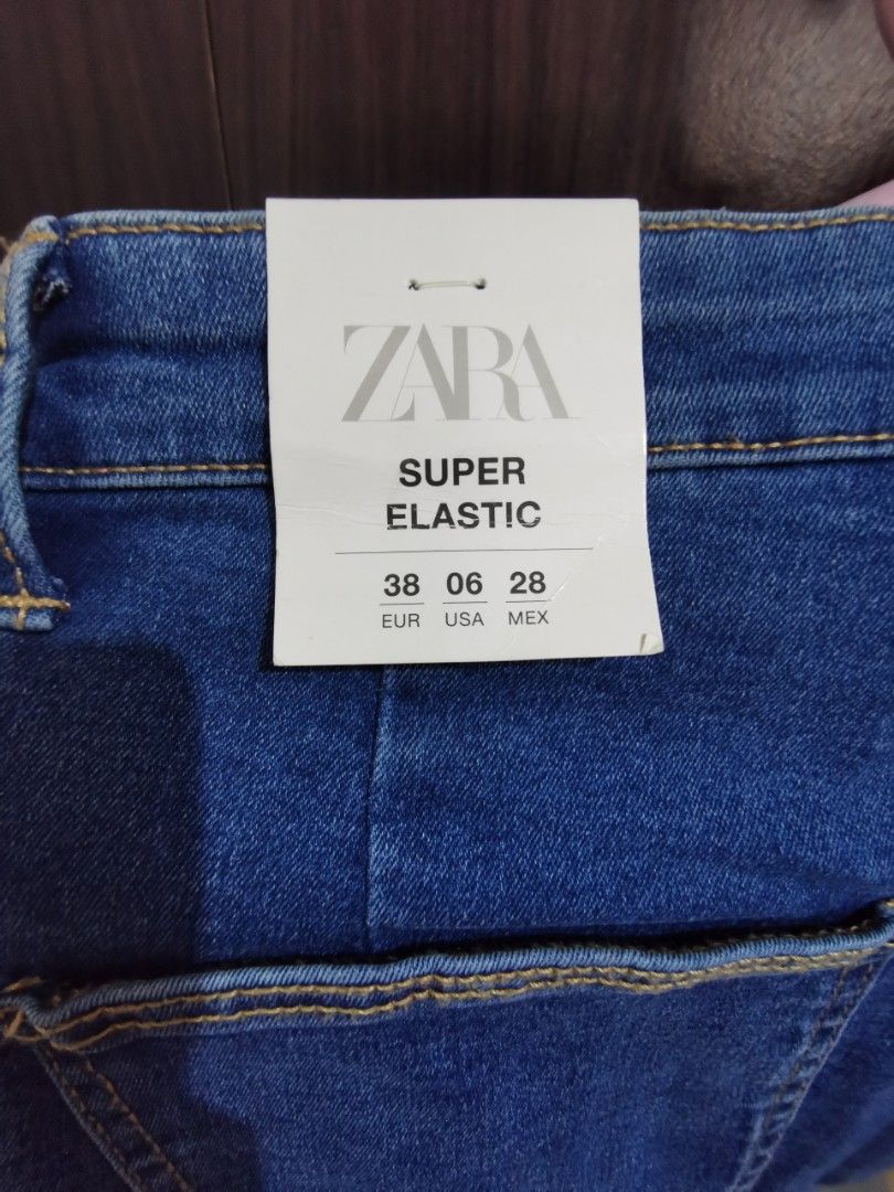 Zara Super Elastic Jeggings (Category: Jeans) located in Manila. Submitted by marjll (Listing ID 1319374299, Image 3). Description: Brandnew with Tag Hi-rise/Shaper Ankle Length EU 38 Very stretchy can fit up to 27 waistline MOP: BDO COURIER: LBC/GOGO EXPRESS.