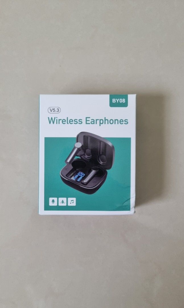 5 WIRELESS EARBUDS