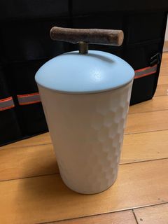 由 lycky99 (刊登 ID 1319639138，圖片 1) 提交，位於 的 (類別：)，說明：。