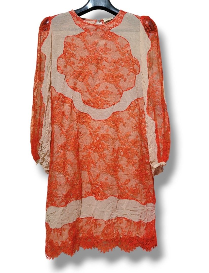 Authentic Emilio Pucci lace & silk dress (Category: Luxury Apparel) located in Donsol. Submitted by saksthriftavenuebyluckymaria8 (Listing ID 1319659675, Image 2). Description: very expensive size 38 fits M chest 19-20 length 35in armhole 8in shoulder 15in waist 20in hips 21-23in made in Italy excellent no holes no.snags.