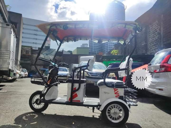 avia cruiser 3 wheels electrictrike (Category: Bicycles) located in Manila. Submitted by saguittarian06 (Listing ID 1319525904, Image 3). Description: ₱33500 AVIA CRUISE 3WHEELS ELECTRICTRIKE TIRES 10” 1000 WATTS WITH TRAPAL FREE DEMO & ASSEMBLE FREE SIDE MIRROR FREE AUTOMATIC WIPER WITH CERTIFICATE OF OWNERSHIP Specs : Digital gauge w/ speedometer Removable battery With Anti theft system WITH BASKET FRONT & BACK WITH BIG SEAT CONVERTIBLE TO CARG