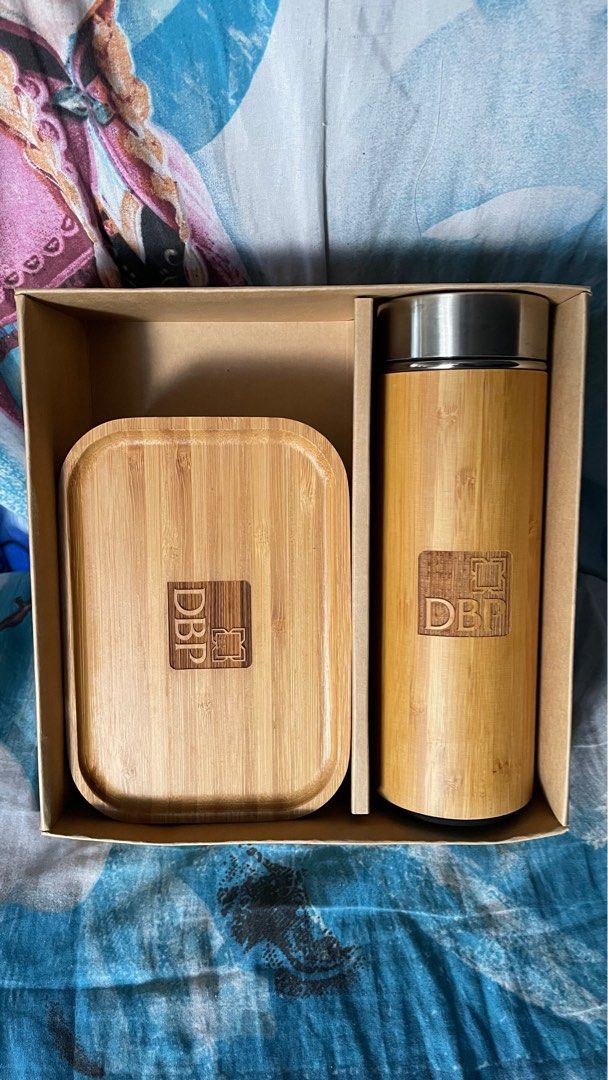 Bamboo Tumbler & Bento Box (Category: Food Organization & Storage) located in Quezon City. Submitted by magmacastles (Listing ID 1319691880, Image 3). Description: Give away from DBP. Just stored, never used. .