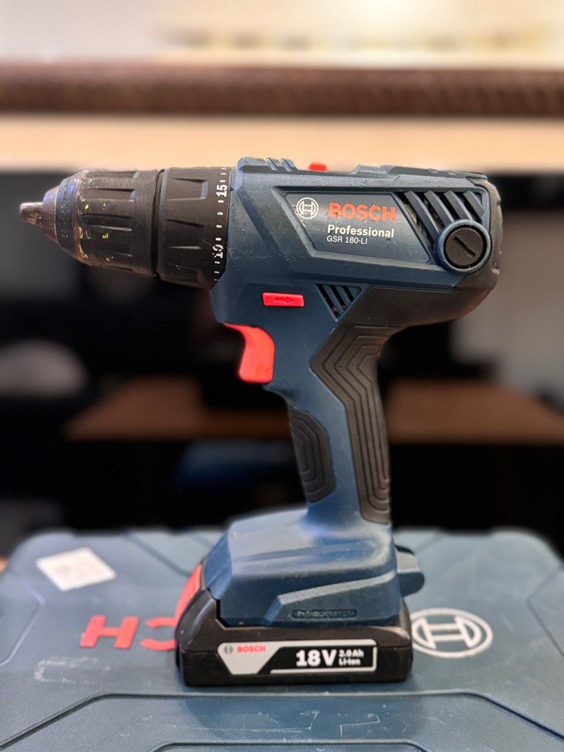 Bosch GSR-180 Li Cordless Drill (Category: Construction Tools & Equipment) located in Talisay. Submitted by kim_rey (Listing ID 1319582748, Image 3). Description: Specifications ▪️Torque, max. (hard screwdriving applications) 54 Nm ▪️Torque, max. (soft screwdriving applications) 21 Nm ▪️Torque, max. (hard/soft) 54 / 21 Nm ▪️No-load speed (1st gear/2nd gear) 0 – 450 / 0 – 1700 rpm ▪️Battery type Li-Ion ▪️Battery voltage 18 V ▪️Battery capacity 1.5