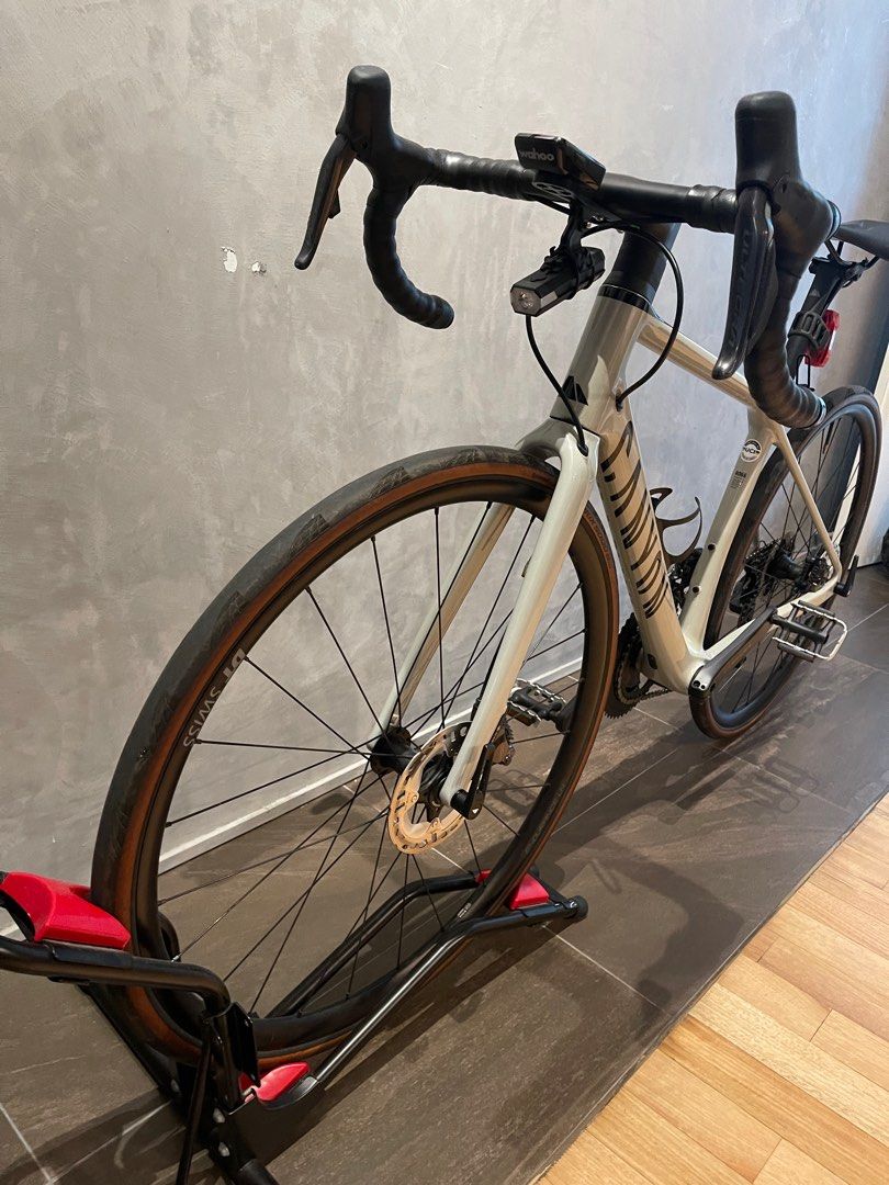 Canyon Endurace CF SL 8 Di2 XXS BARELY USED