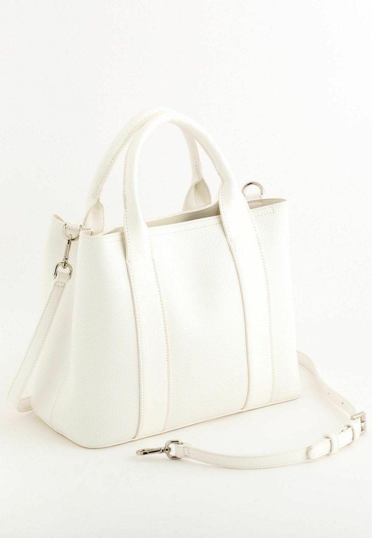 Carpisa White Hand Bag Sling Women s Fashion Bags Wallets Cross body Bags on Carousell