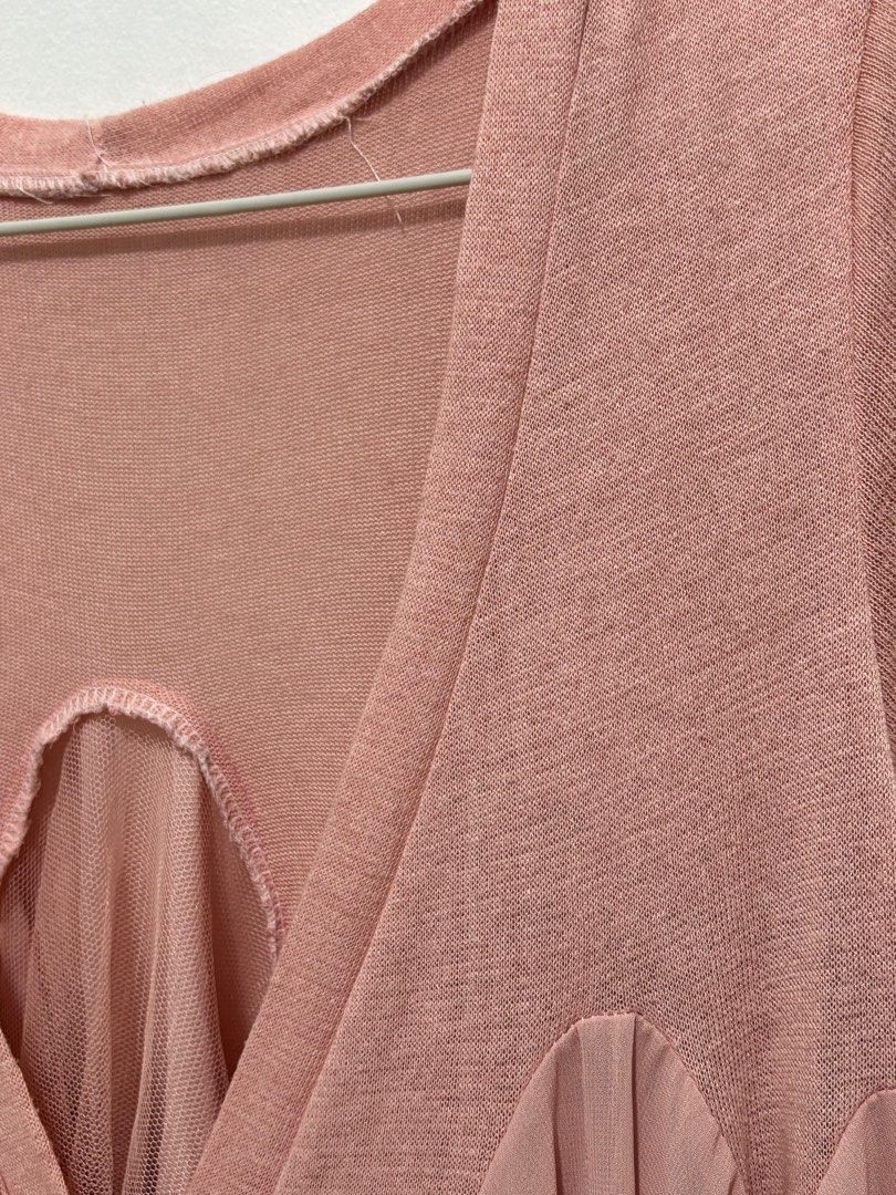 Cute Pink Tulle Cardigan (Category: Coats, Jackets and Outerwear) located in Quezon City. Submitted by baaaj_ (Listing ID 1319695335, Image 2). Description: ‼️LOW BALLERS WILL NOT BE ENTERTAINED‼️ ✨ Fits S-M ✨ Color is light peachy pink ✨ Super cute & kikay 📍 Tandang Sora, QC Shipping thru: Flash Express Gogo Xpress Lalamove/Grab.