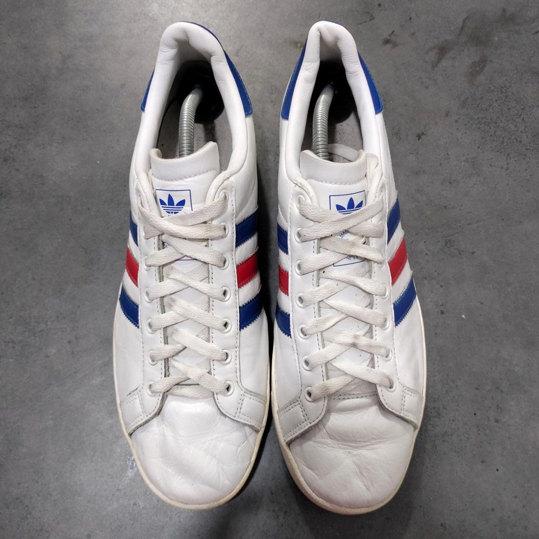 Di jual sepatu ADIDAS CASUAL