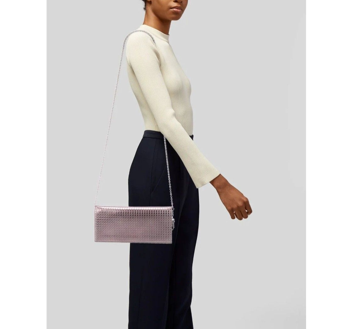 Dior microcannage chain crossbody bag original (Category: Luxury Bags & Wallets) located in San Juan City. Submitted by rmdeclutter (Listing ID 1319637283, Image 1). Description: Original. Don't need anymore Includes dustbag.