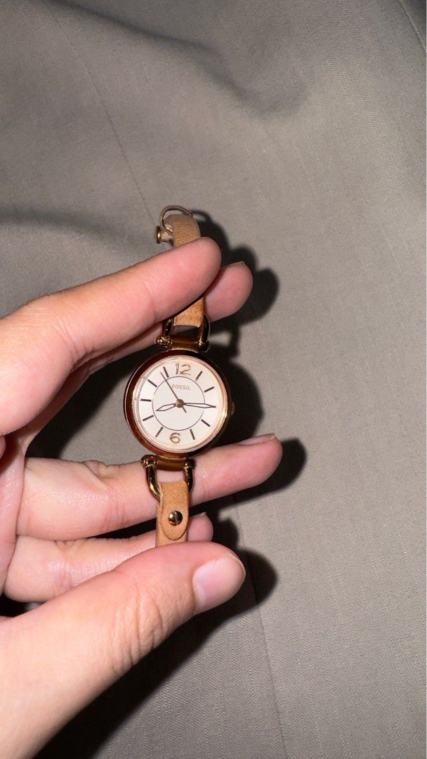 Fossil es3745 strap hotsell
