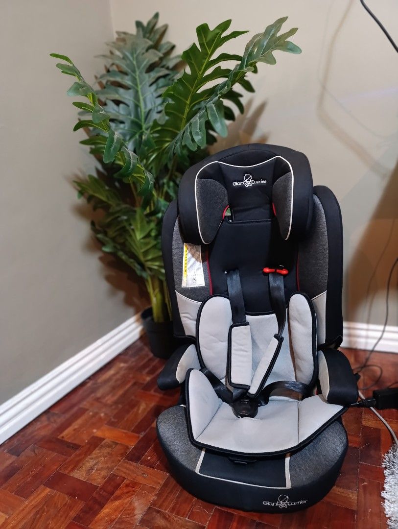 Giant Carrier Ziggy Car Seat Babies Kids Baby Nursery Kids Furniture Kids Tables Chairs on Carousell