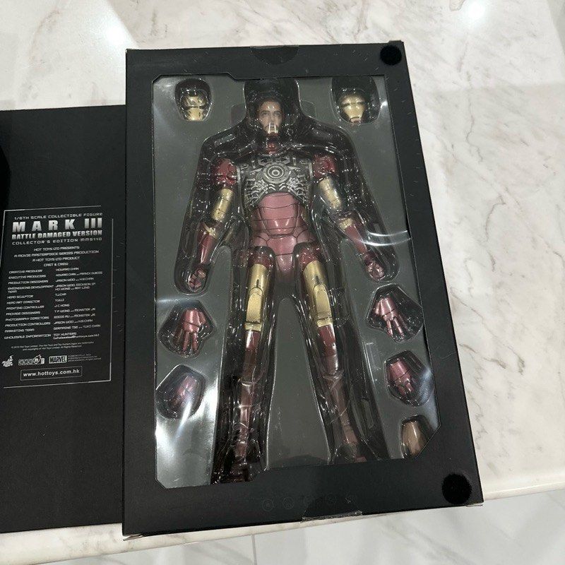 Hot Toys ~ Iron Man Mark III / Mark 3 Battle Damaged Version, Toys ...