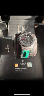 (Category: ) located in . Submitted by watchstagram008 (Listing ID 1319694294, Image 1). Description: .