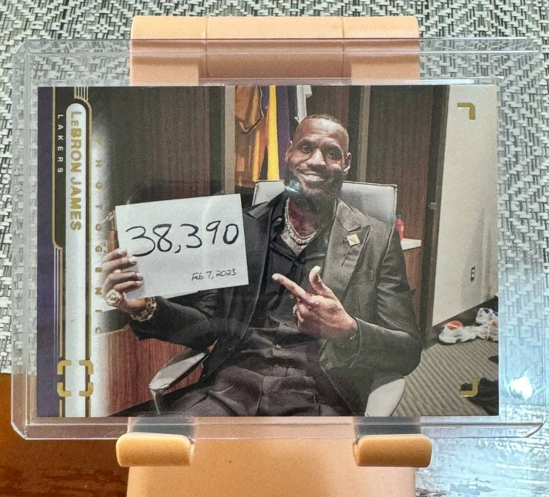 LEBRON JAMES PHOTOGENIC SCORING RECORD NBA CARD (Category: Raw Singles) located in Mandaluyong City. Submitted by xanderobert (Listing ID 1319597319, Image 1). Description: 🏀ALL ORDERS COMES WITH FREEBIES🏀 LEBRON JAMES PHOTOGENIC SCORING RECORD 2022-23 PANINI - PHOTOGENIC BASKETBALL Packed using cardboard box and bubble wrap to ensure safety during shipping. Please check card corners or send us a message for further questions or photos. *All it