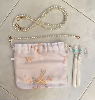 (Category: ) located in . Submitted by lynley_tan (Listing ID 1319532180, Image 1). Description: .