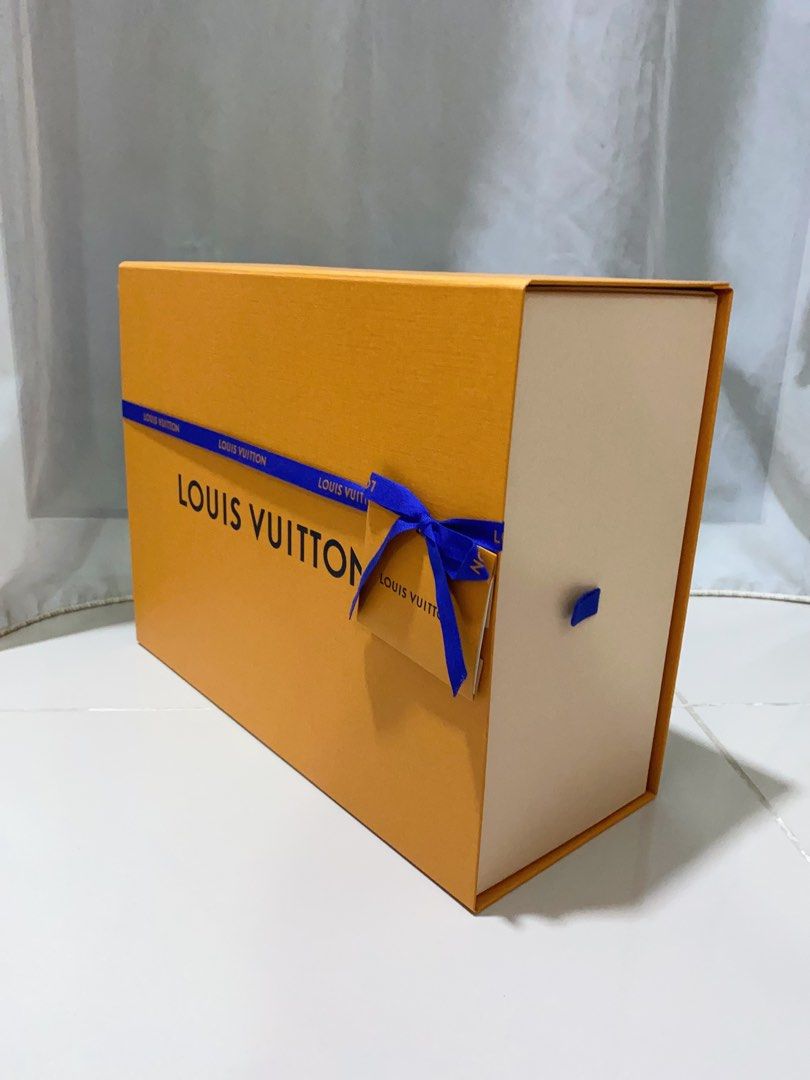 LV Box Paper bag Ribbon Paper card holder Plastic bag