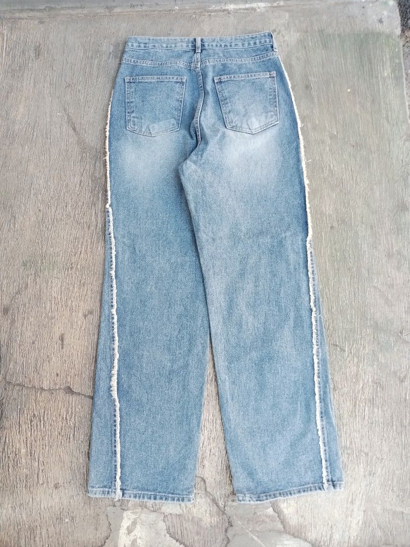 Loose Denim Two Tuck Wide Trousers（Para two-tuck denim