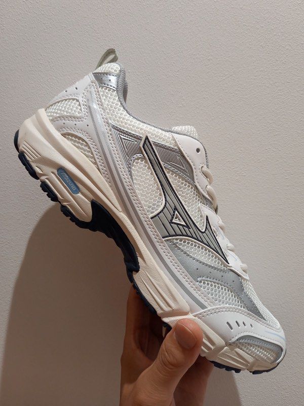 MIZUNO MXR OG White Silver Blue D1GA2451 03 Carousell