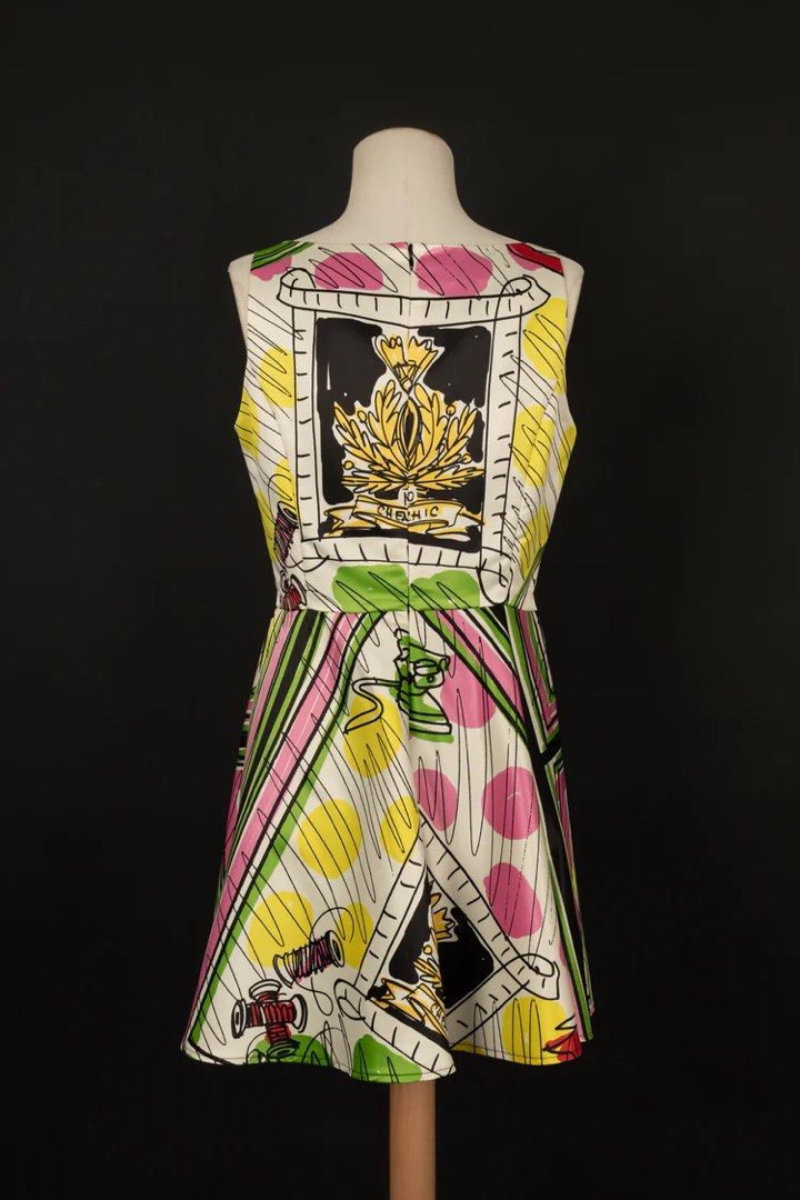 Moschino chic new arrivals