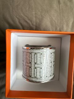 (Category: ) located in . Submitted by etwan (Listing ID 1319558684, Image 1). Description: .