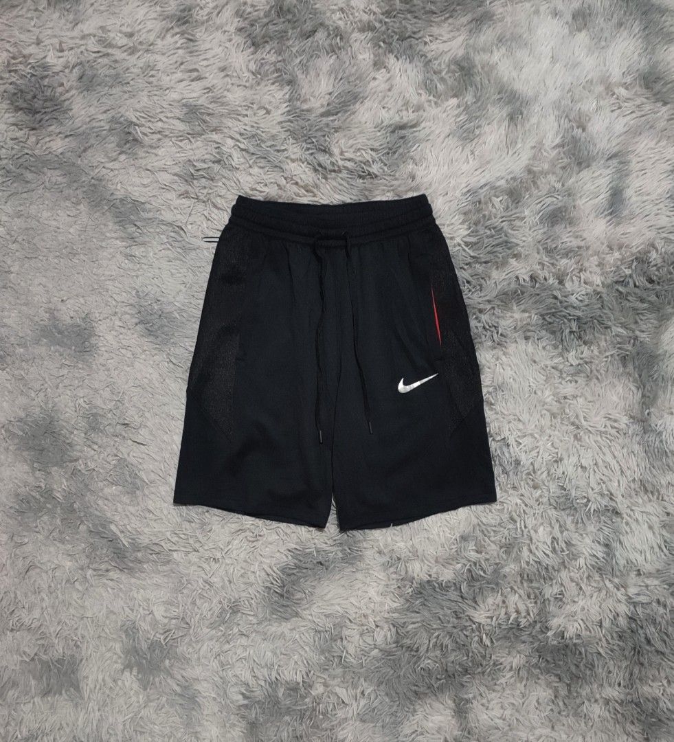 Nike therma flex shorts online