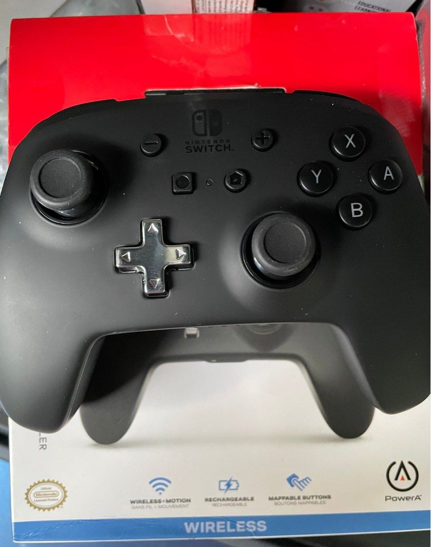 Nintendo Switch Wireless Controller (Category: Controllers) located in Singapore. Submitted by ninjabot (Listing ID 1319646010, Image 1). Description: Spare set. Open up once to test..