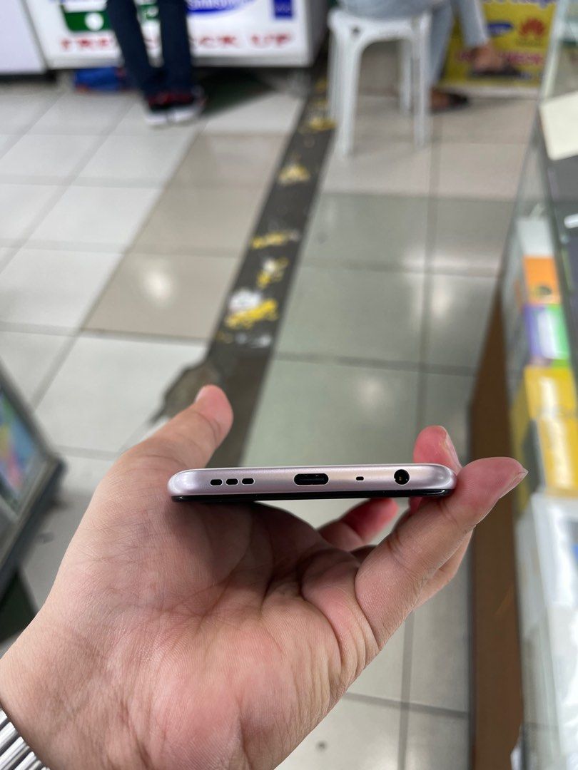 OPPO A96 (Category: OPPO) located in Manila. Submitted by farhanadau39938 (Listing ID 1319556597, Image 2). Description: OPPO A96 *8/256GB *GOOD FOR GAMING *SMOOTH *lEGIT/ ORIGINAL *NO REPAIR HISTORY *NO ISSUE INCLUSION Case Tempered Charger Direct nalang po kayo mismo sa page ko AMRON GADGET HUB or sa facebook ko HANNAH AMRON kasi hindi po ako agad agad maka reply sa dito. Salamat!❤️ Follow us on tiktok: www.tiktok.com/@amrongadgethub We deliver