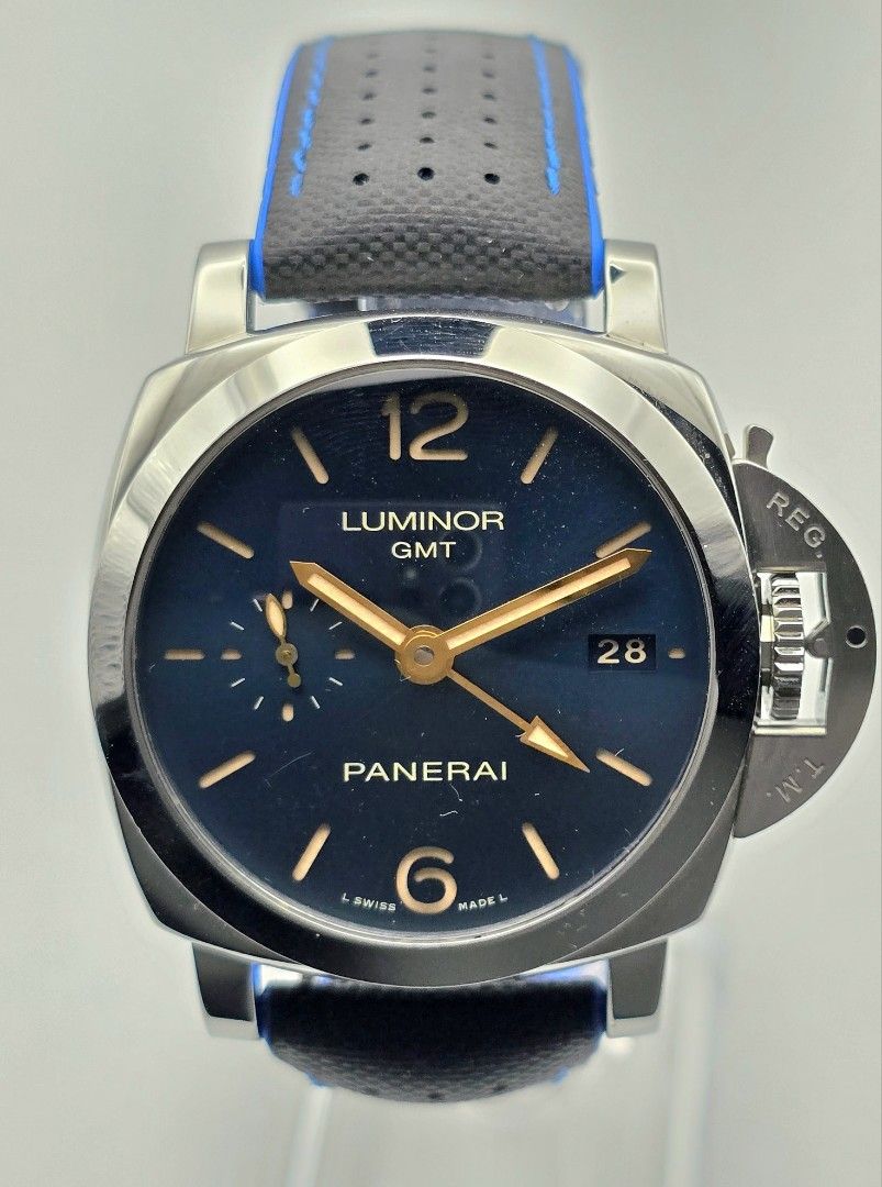 Panerai PAM00688 Luminor 1950 3 Days GMT Automatic Acciaio 42mm Boutique Blue PAM 688 not pam1393 pam01393 3 days Automatic