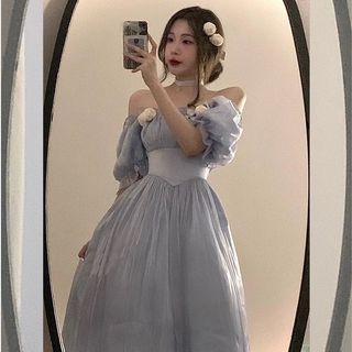 (Category: ) located in . Submitted by starrydresses (Listing ID 1319531928, Image 1). Description: .