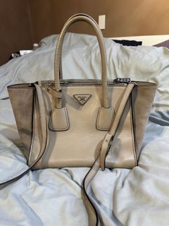 (Category: ) located in . Submitted by margaux09 (Listing ID 1319680108, Image 1). Description: .