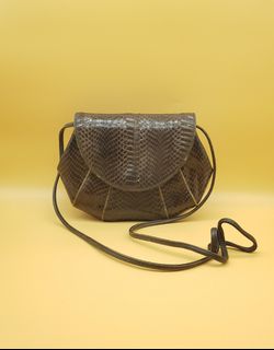 (Category: ) located in . Submitted by luxuryitems_ph (Listing ID 1319652029, Image 1). Description: .