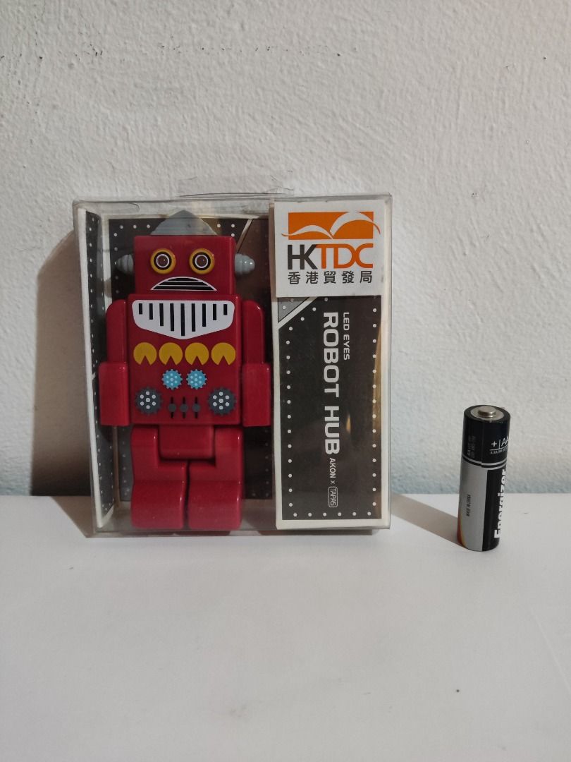 Robot Hub (Category: Cables & Adaptors) located in Baguio. Submitted by cjshunts (Listing ID 1319598386, Image 2). Description: Robot Hub PRODUCT SPECIFICATIONS *4 USB 2.0 Hi-Speed Ports Connectable to AC Power (Adaptor not include) Simple "Plug and Play install LED indicator shows power status Interface: USB 1.1/ High Speed USB 2.0 The term "High Speed USB 2.0 used herein is the name of a specification upon which the product is based, it does no