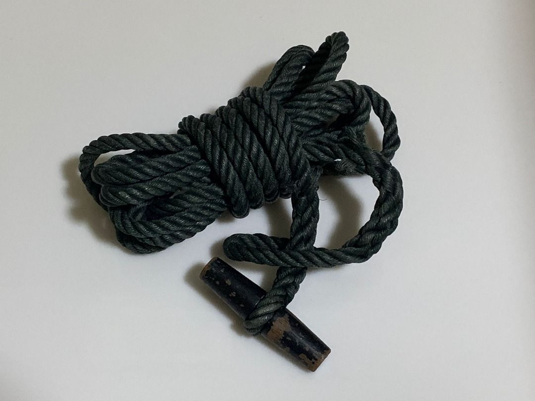 SAF Army Toggle Rope, Sports Equipment, Hiking & Camping on Carousell