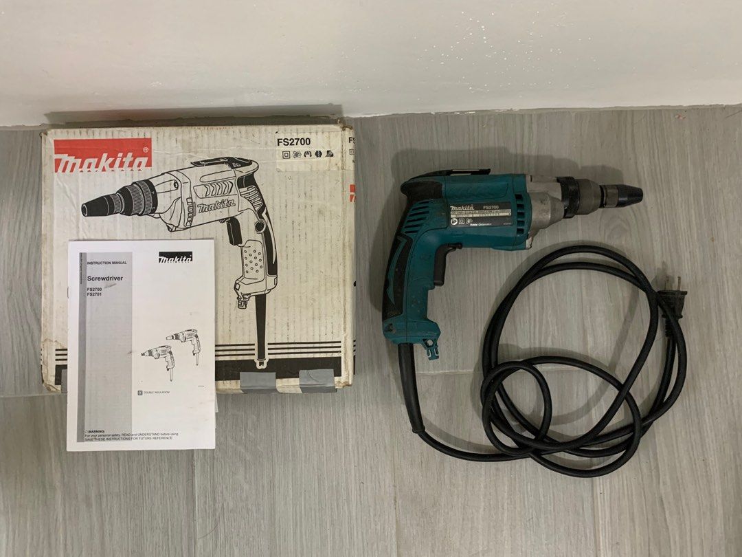 Screwdriver - Drywall (Category: Construction Tools & Equipment) located in Pateros City. Submitted by afrenz (Listing ID 1319692146, Image 1). Description: Makita Drywall Screwdriver FS2700 5700 watts - 1/4 hex drive, sa mga kontratista ng roofing - pede testing for lakas at tibay 🙂 price negotiable meetup or pickup 09178569255.